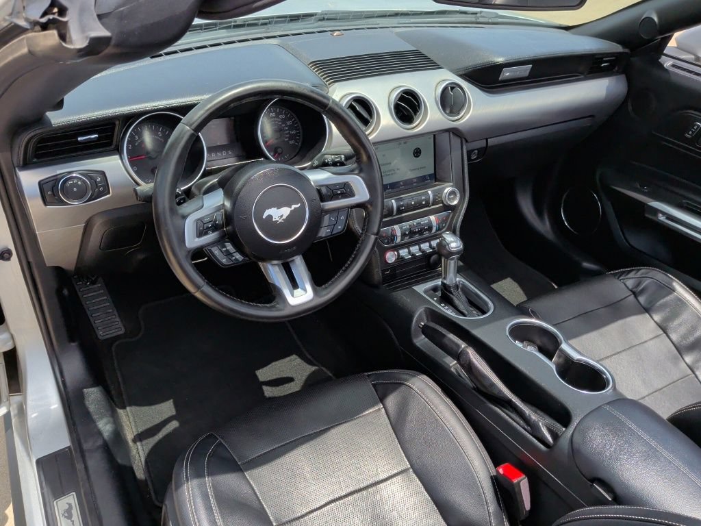 Used 2019 Ford Mustang Premium RWD image 13
