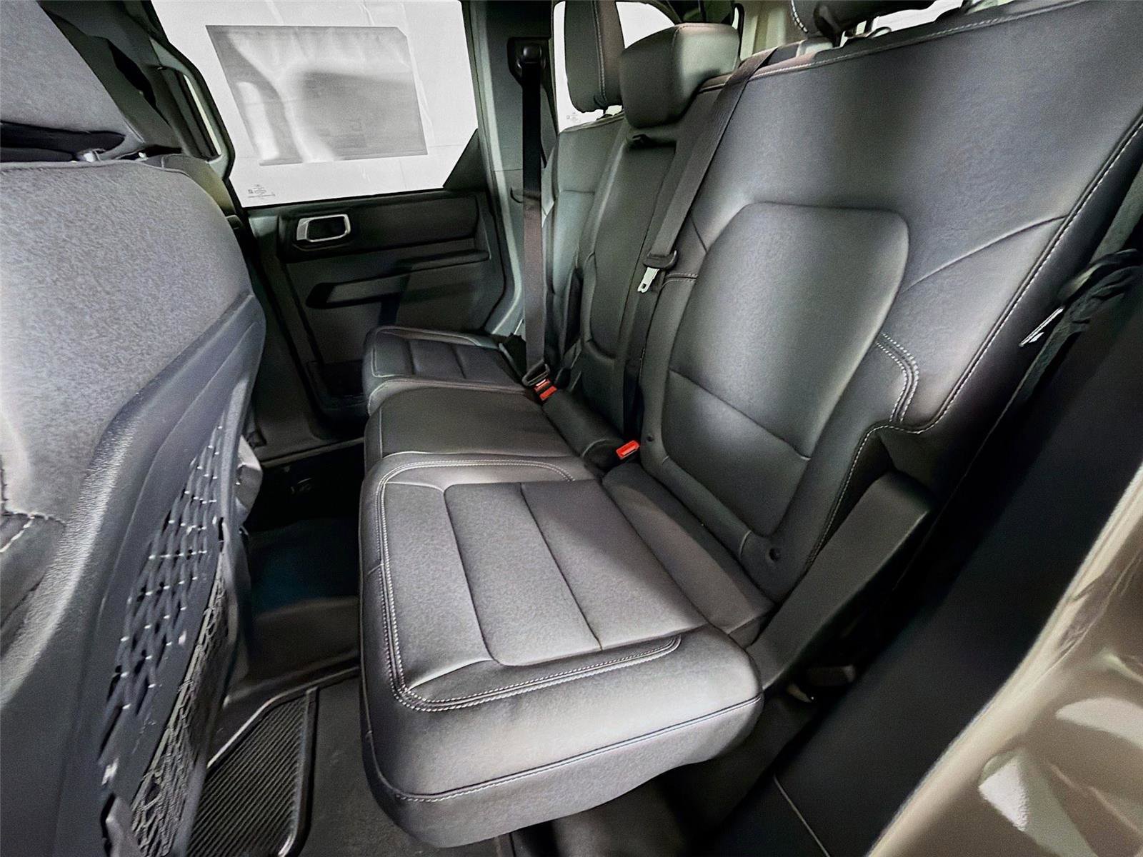 New 2025 Ford Bronco Badlands image 22