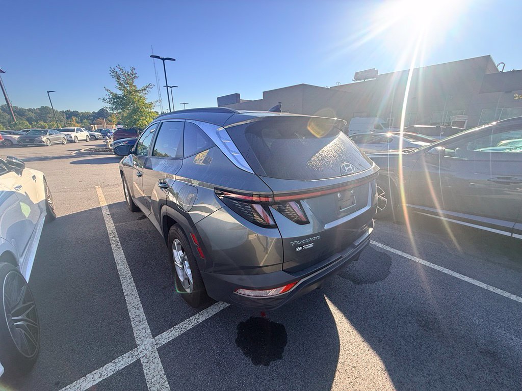 Used 2023 Hyundai Tucson SEL FWD image 4