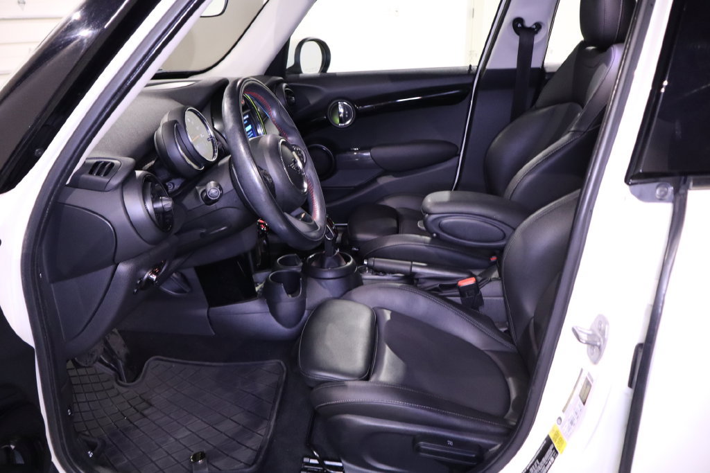 Used 2020 MINI Cooper S w/ Storage Package FWD image 28