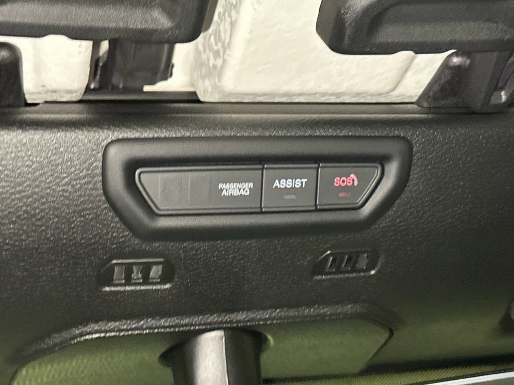 Used 2022 Jeep Wrangler Unlimited Rubicon w/ LED Lighting Group AWD/4WD image 29