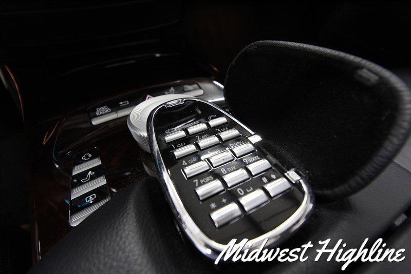 Used 2010 Mercedes-Benz S 550 4MATIC image 30