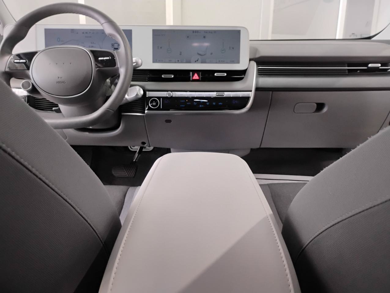 Used 2024 Hyundai Ioniq 5 SEL RWD image 73