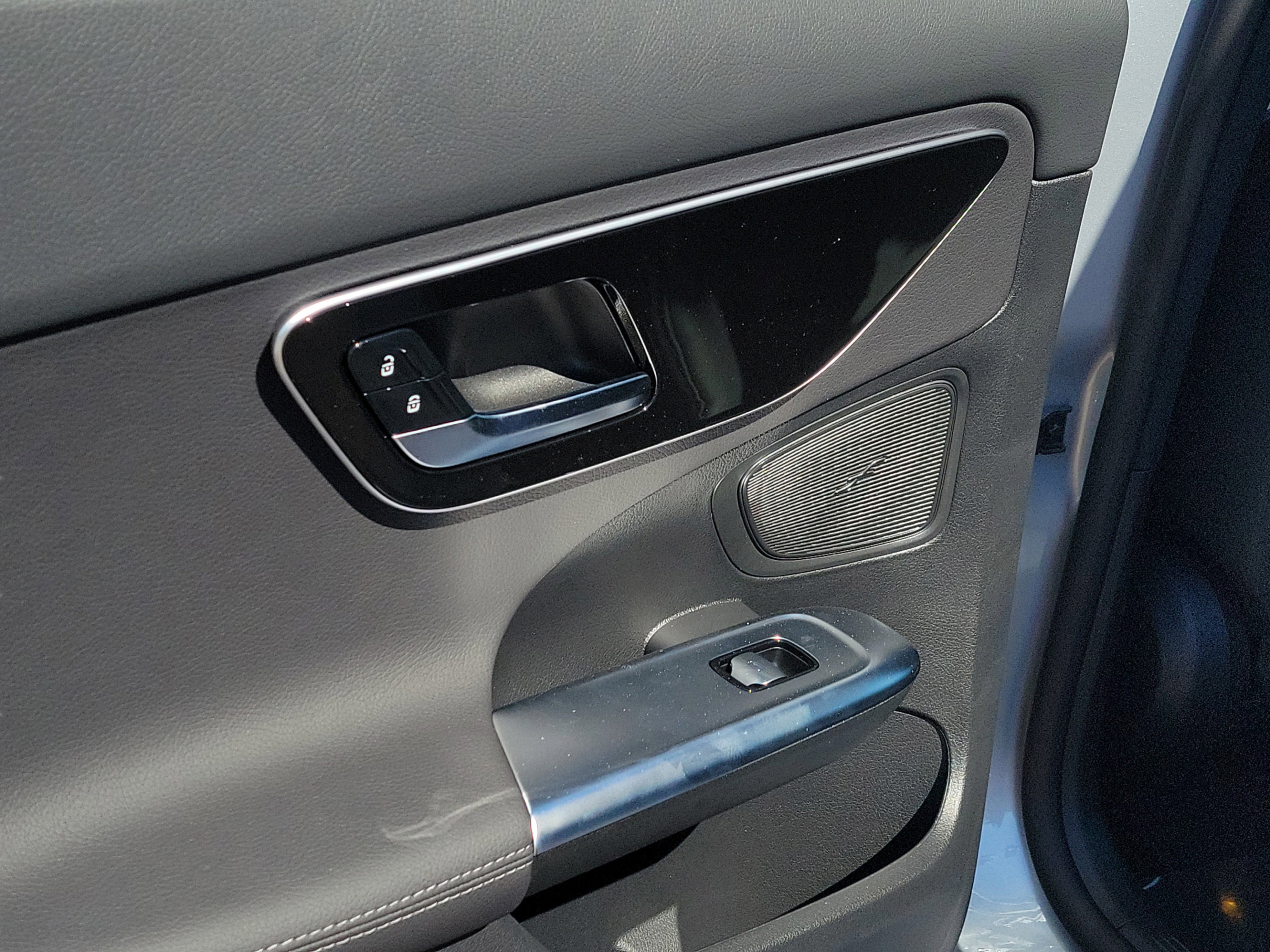 Certified 2026 Mercedes-Benz C 300 Sedan image 8