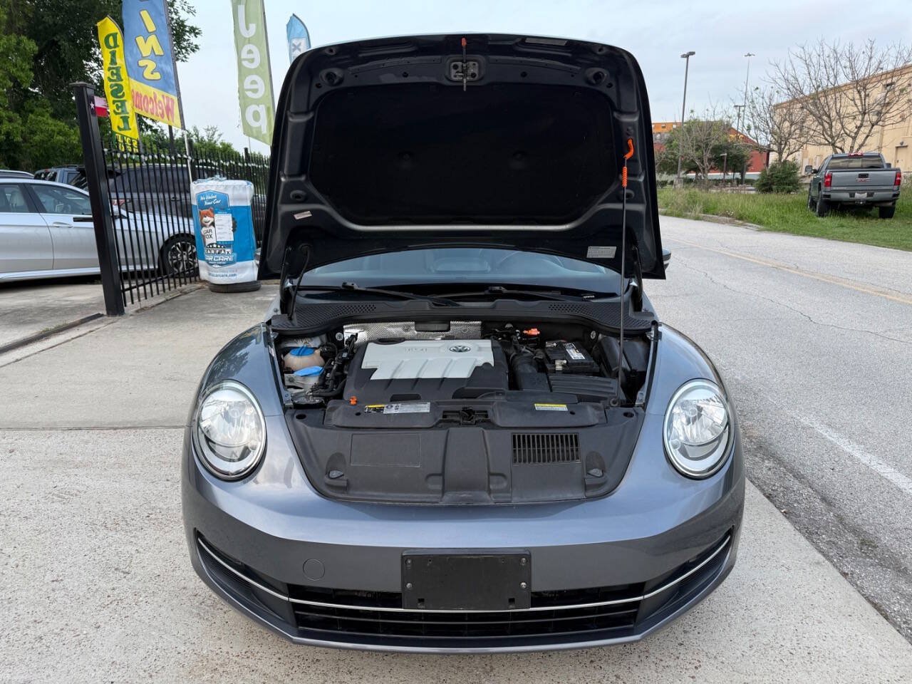 Used 2013 Volkswagen Beetle TDI FWD image 23