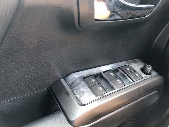 Used 2020 Toyota Tacoma TRD Off-Road w/ Technology Package AWD/4WD image 14