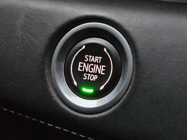 Certified 2022 Cadillac Escalade ESV Sport Platinum w/ Heavy-Duty Trailer Package image 22