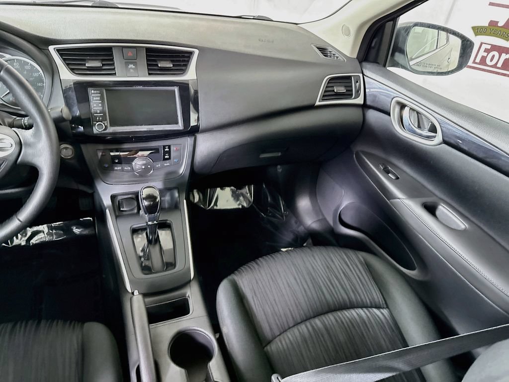Used 2019 Nissan Sentra SV w/ Special Edition Package FWD image 25
