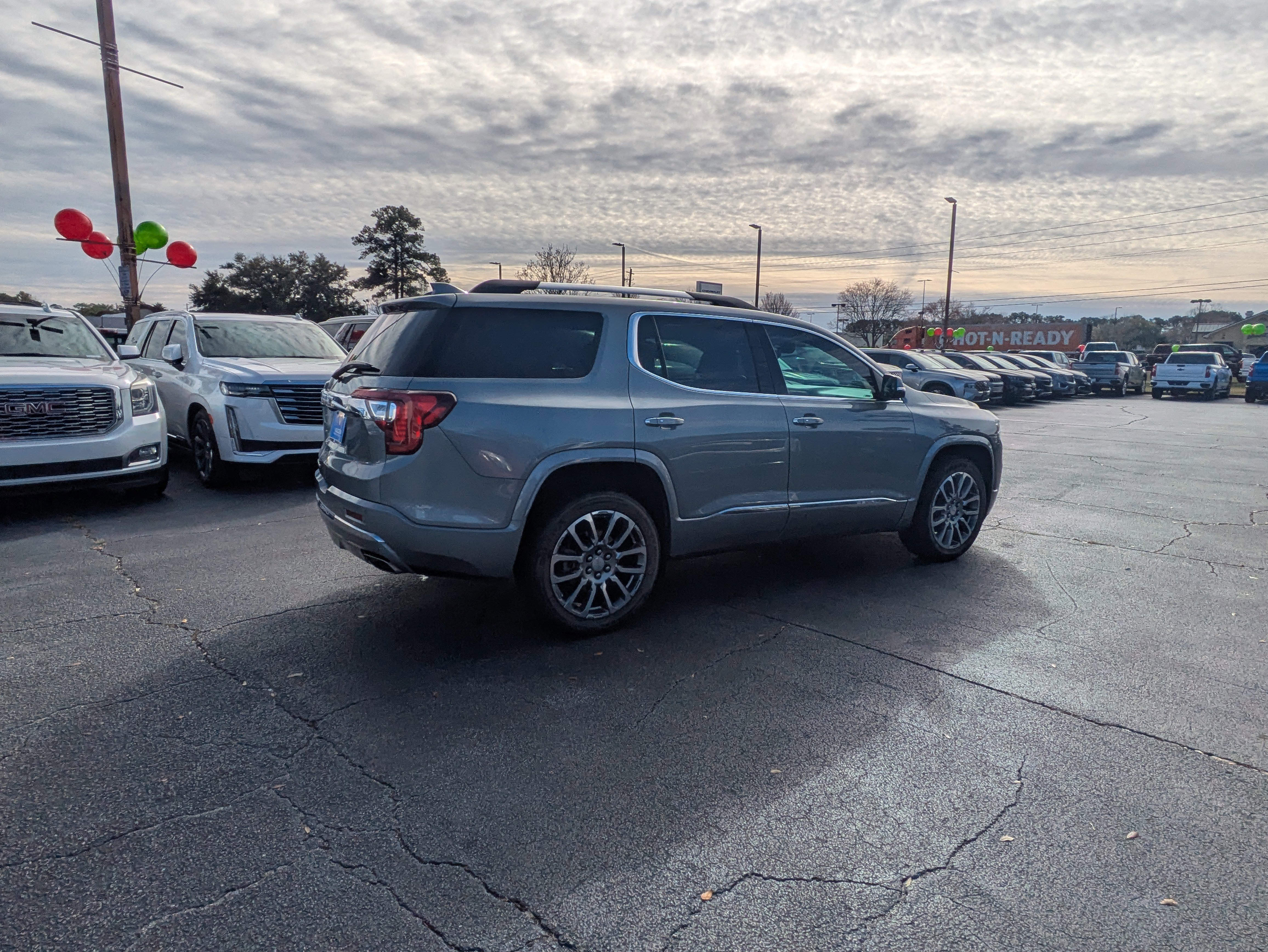 Used 2023 GMC Acadia Denali w/ Denali Ultimate Package image 28