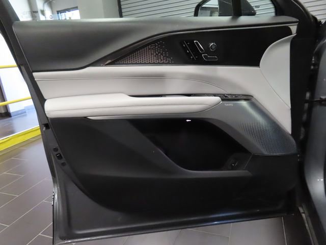 Certified 2023 Cadillac Lyriq 2WD image 9