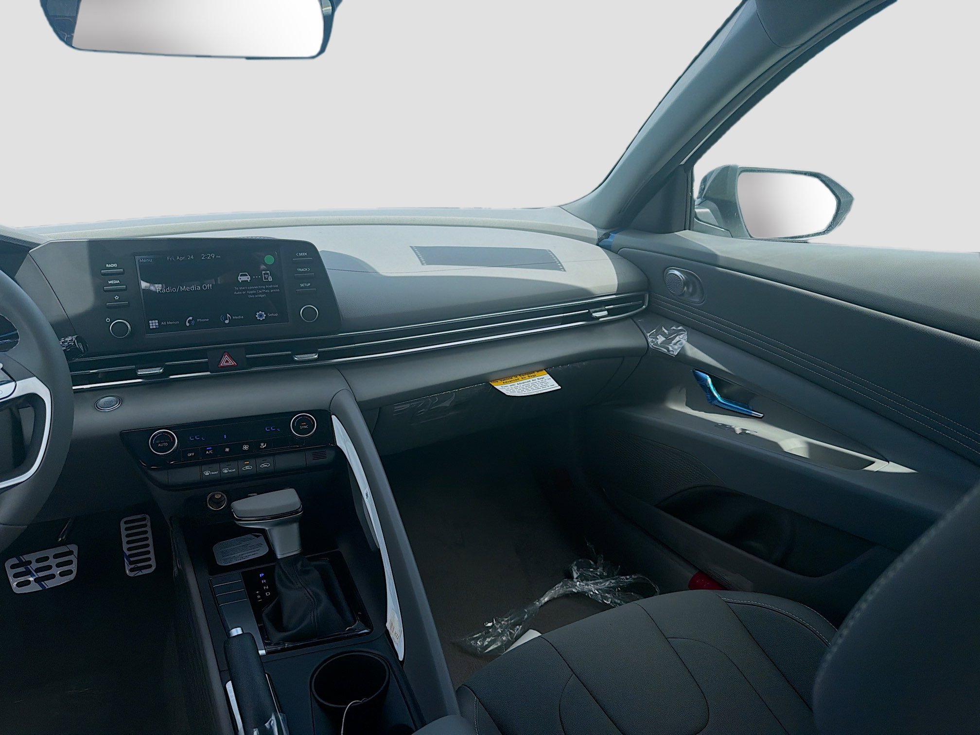 New 2026 Hyundai Elantra Sport FWD image 16