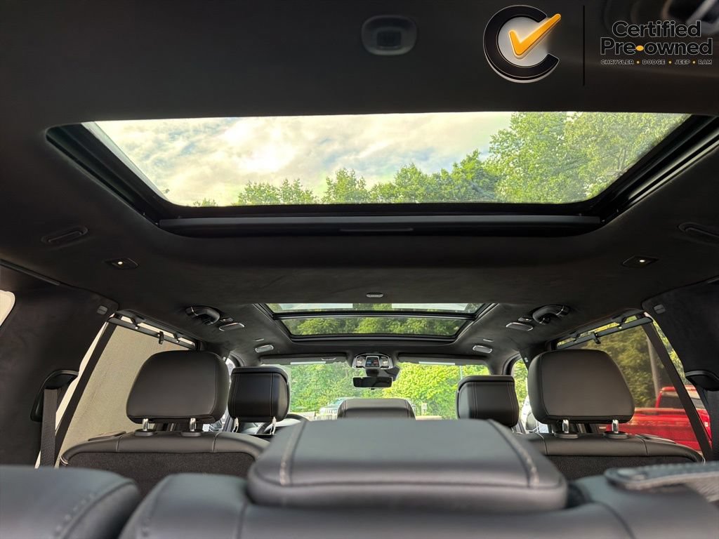 Certified 2023 Jeep Grand Wagoneer Series II AWD/4WD image 24