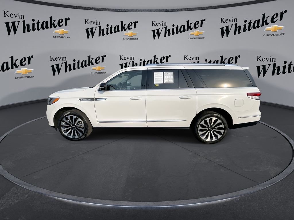 Used 2024 Lincoln Navigator L Reserve AWD/4WD image 5