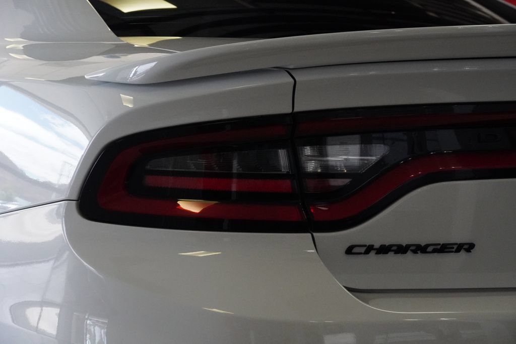 Used 2022 Dodge Charger SRT Hellcat w/ Alcantara Interior Package RWD image 5