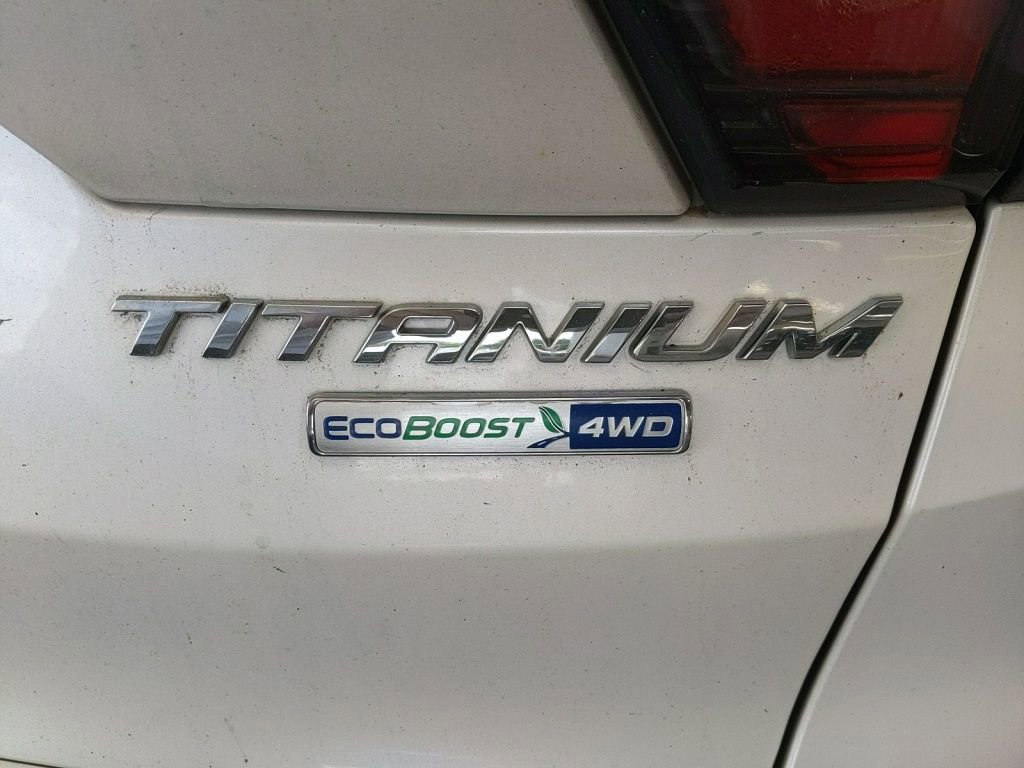 Used 2017 Ford Escape Titanium AWD/4WD image 9