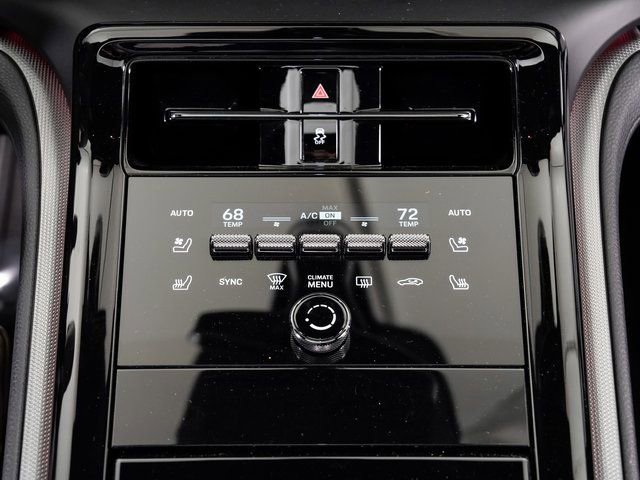 Certified 2025 Porsche Panamera 4 image 19