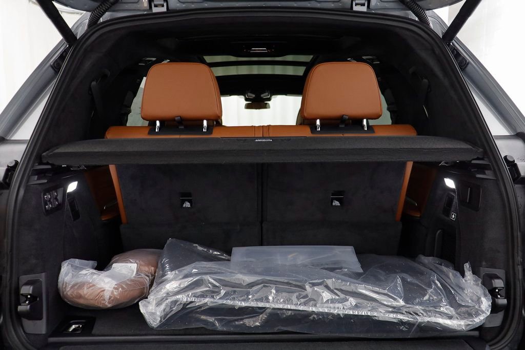 New 2026 BMW X7 M60i image 20