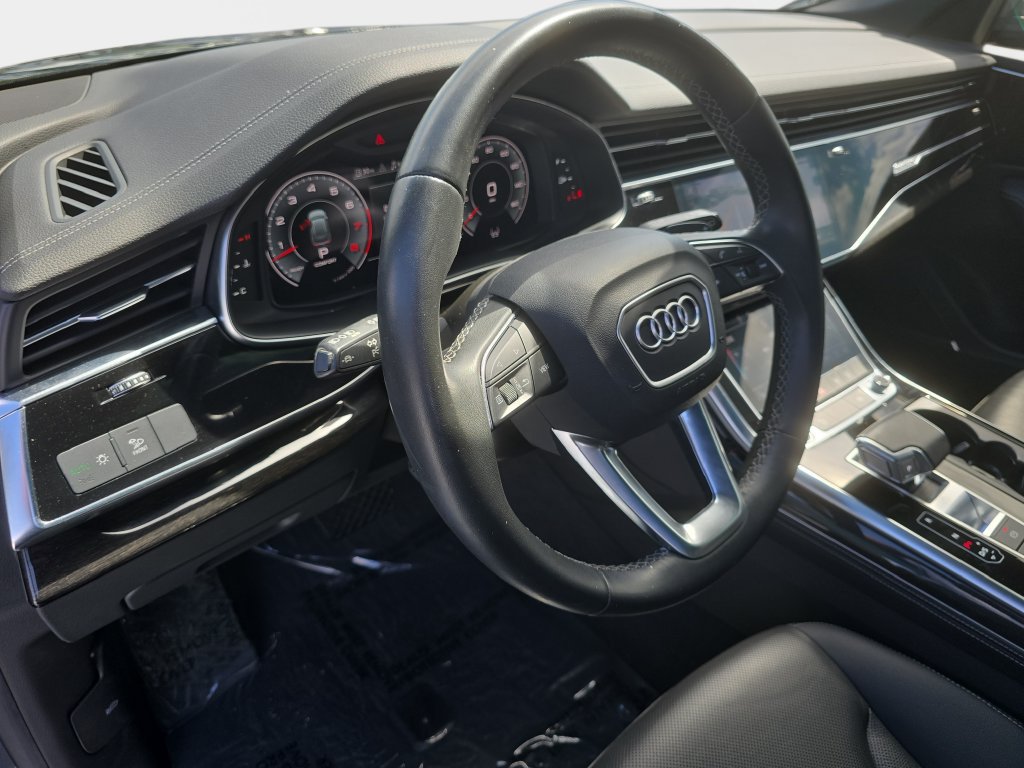 Used 2023 Audi Q8 Premium Plus w/ Premium Plus Package AWD/4WD image 24