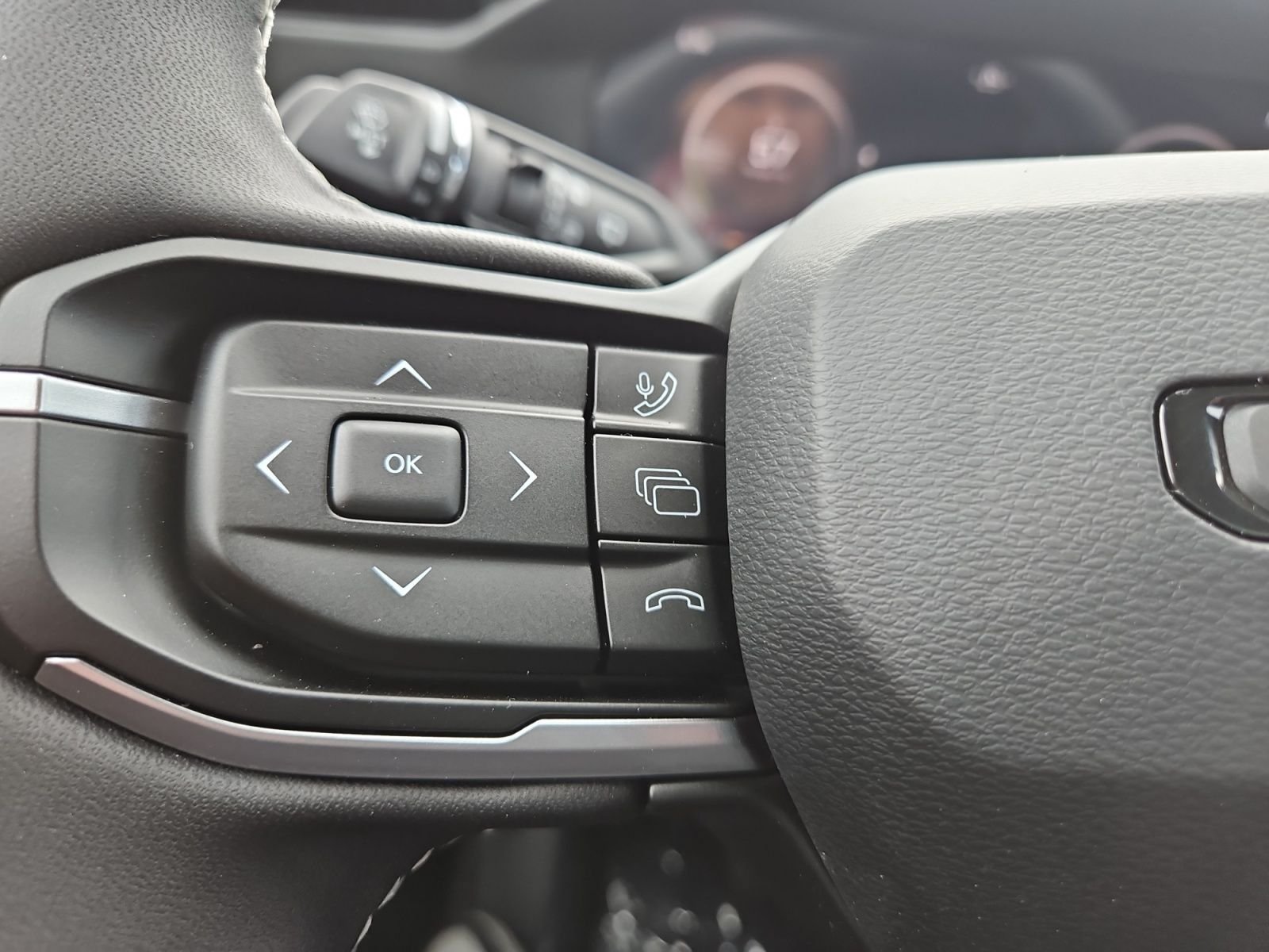 New 2026 Jeep Cherokee Limited AWD/4WD image 25