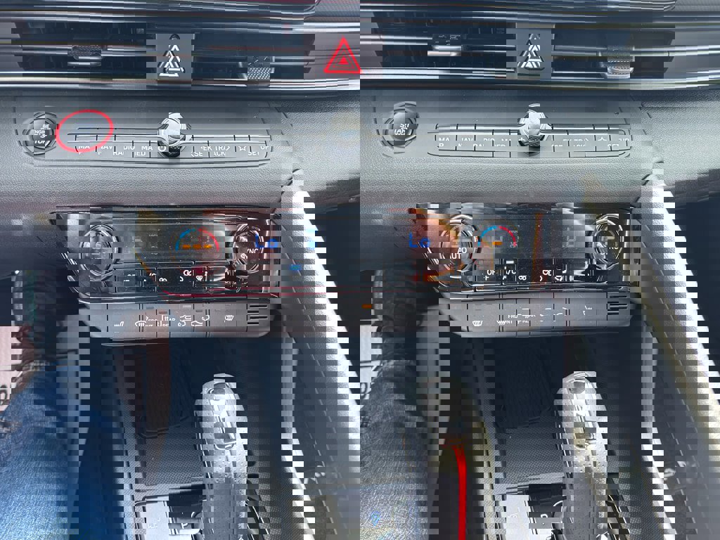 New 2025 Hyundai Elantra N Line image 11