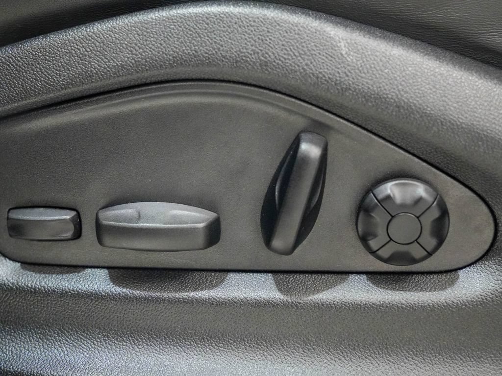 Certified 2024 Porsche Cayenne Coupe AWD/4WD image 21