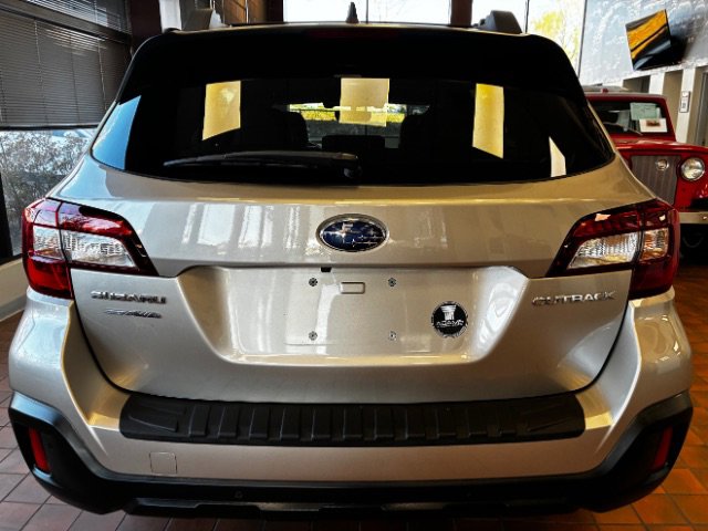 Used 2018 Subaru Outback 2.5i Limited image 20