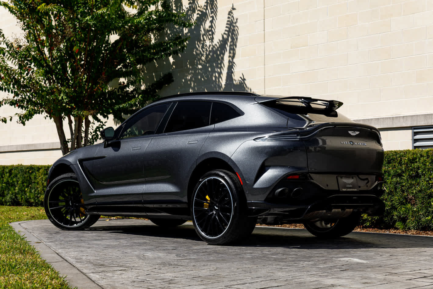 Used 2023 Aston Martin DBX 707 image 33