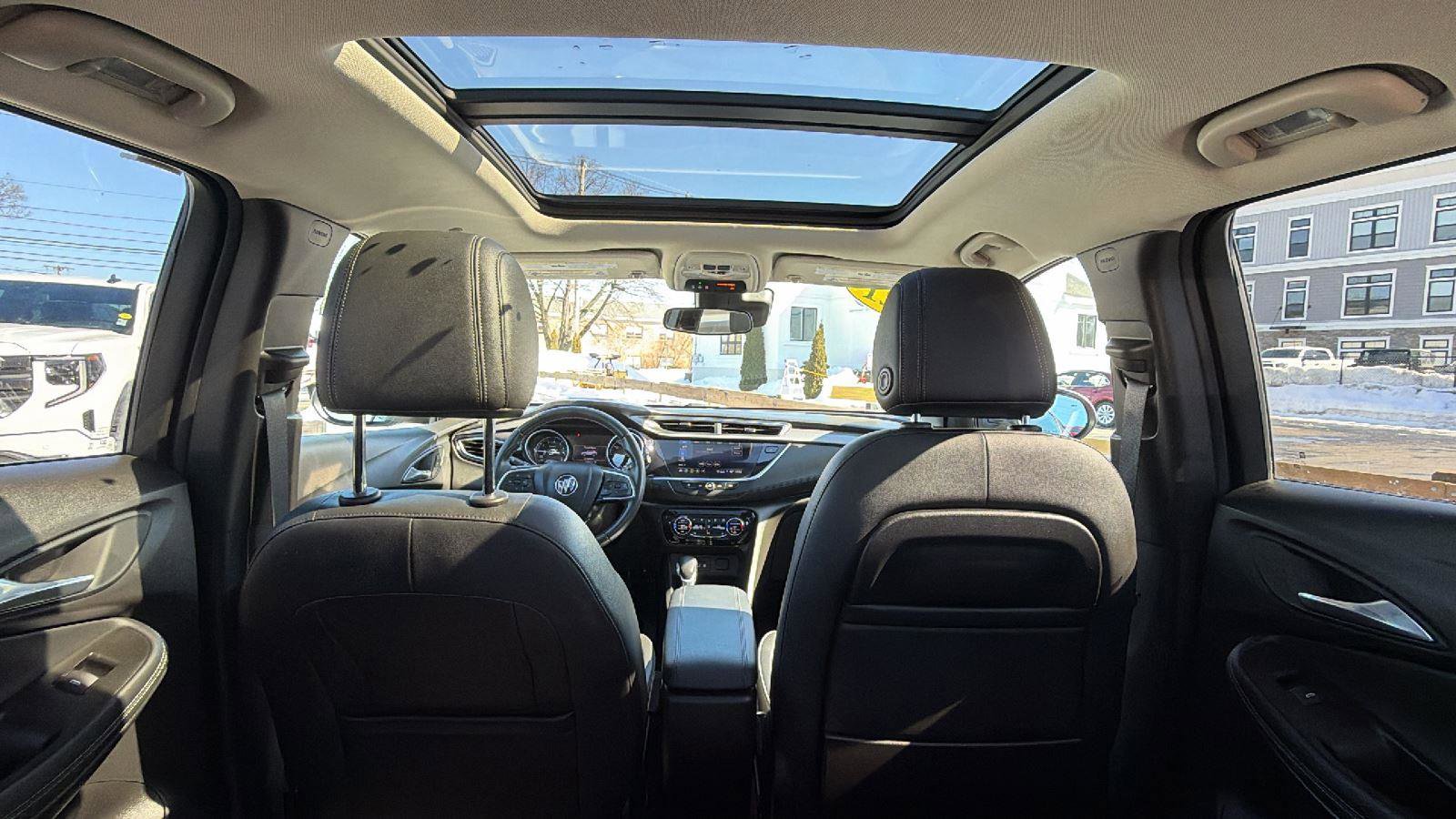 Certified 2021 Buick Encore GX Select w/ Advanced Technology Package image 32