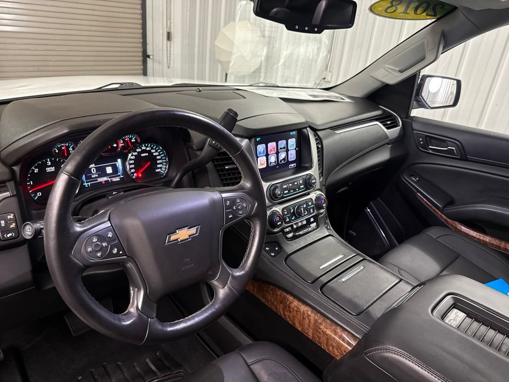 Used 2018 Chevrolet Suburban Premier AWD/4WD image 37