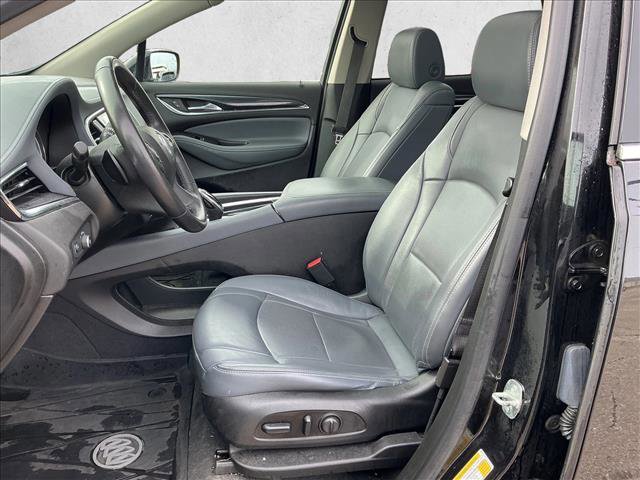 Used 2020 Buick Enclave Essence w/ Sport Touring Edition image 12