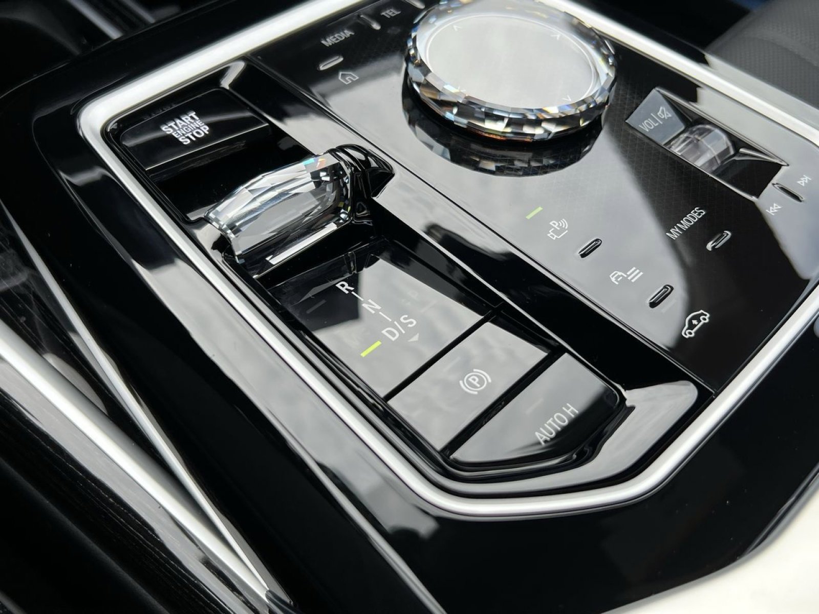 New 2026 BMW 760i xDrive w/ Executive Package image 19