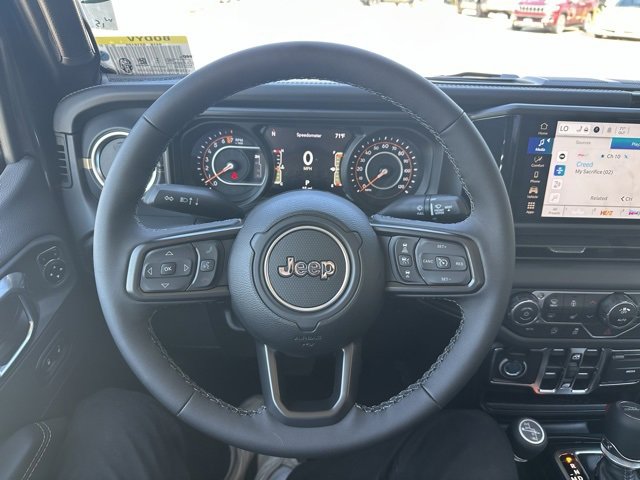 New 2025 Jeep Gladiator Sport image 26