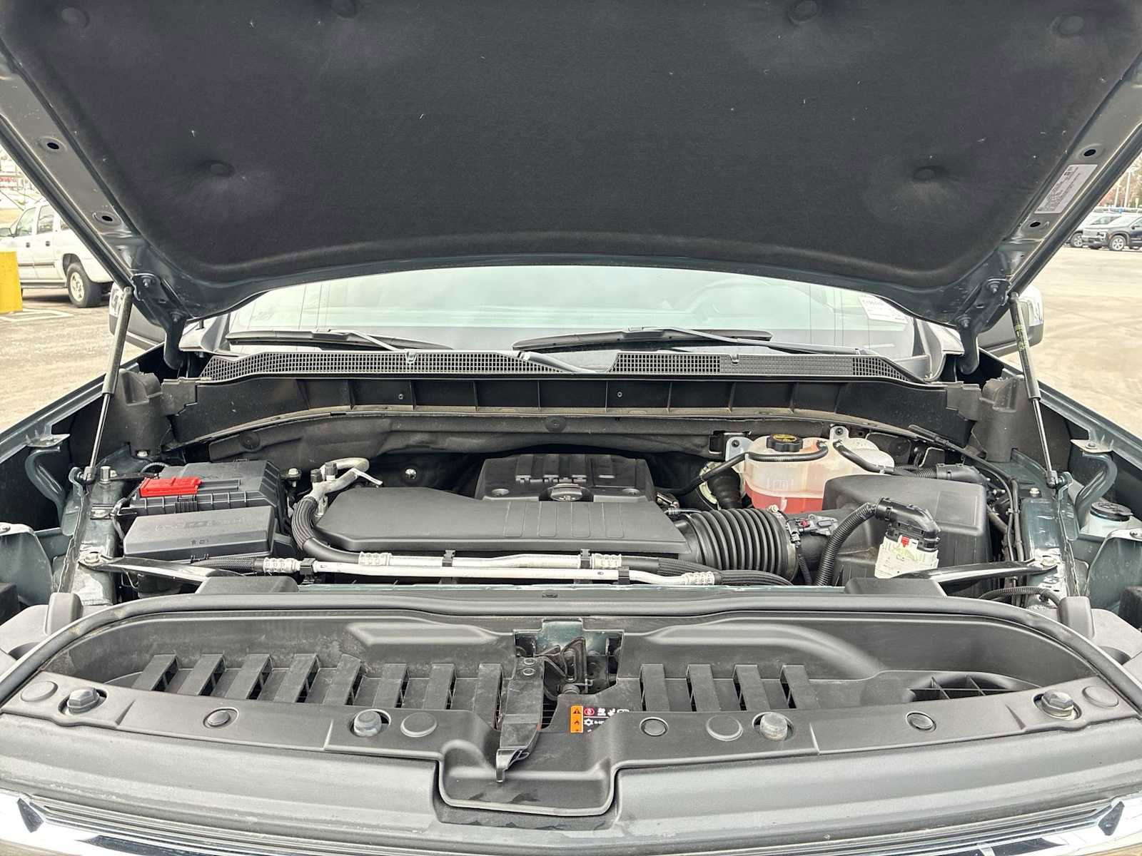 Used 2025 Chevrolet Silverado 1500 LT image 30