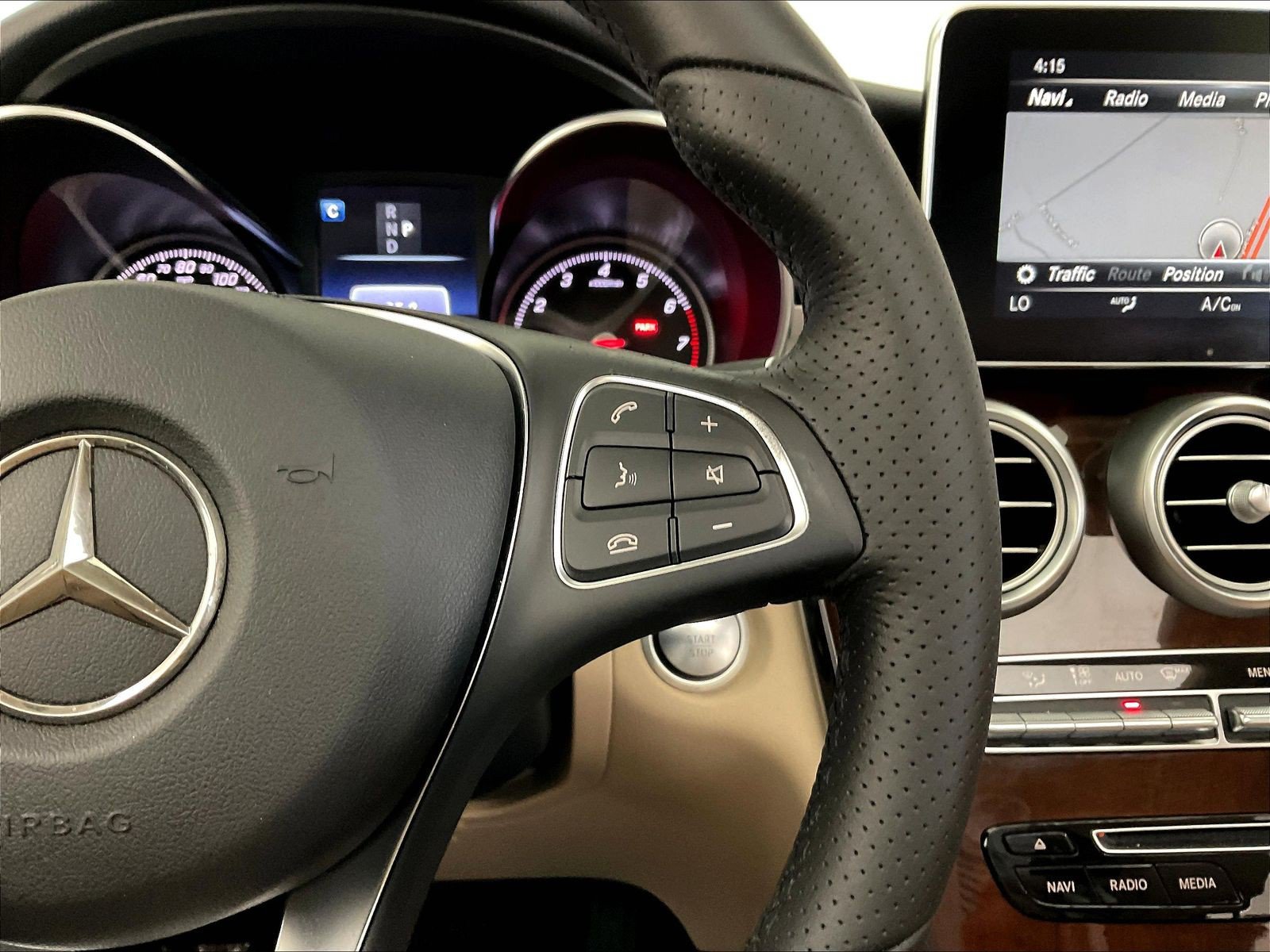 Used 2018 Mercedes-Benz GLC 300 4MATIC image 12