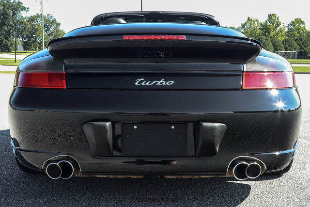 Used 2004 Porsche 911 Turbo AWD/4WD image 7