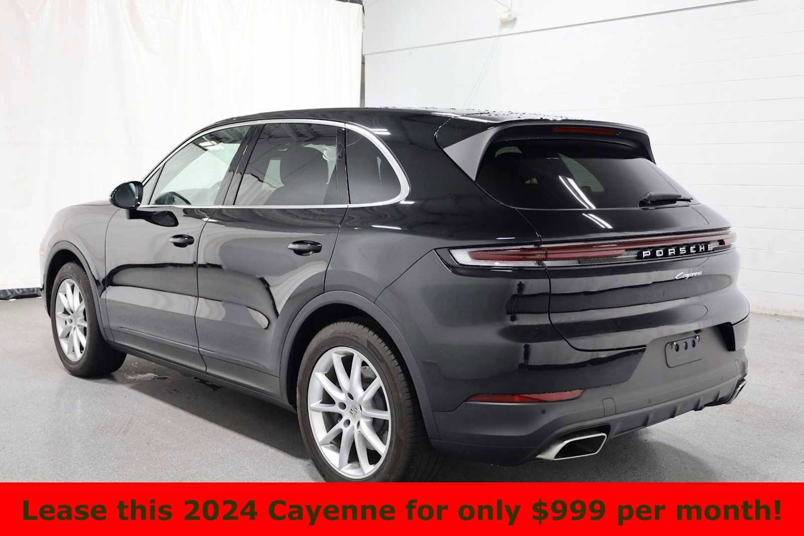 Certified 2024 Porsche Cayenne image 3