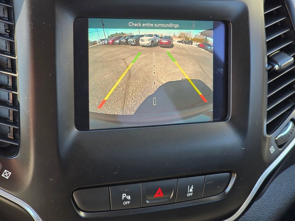 Used 2021 Jeep Cherokee Latitude Plus image 5