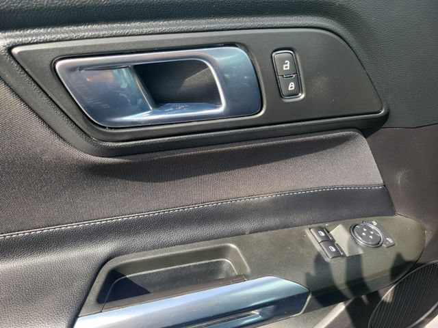Certified 2022 Ford Mustang Coupe RWD image 14