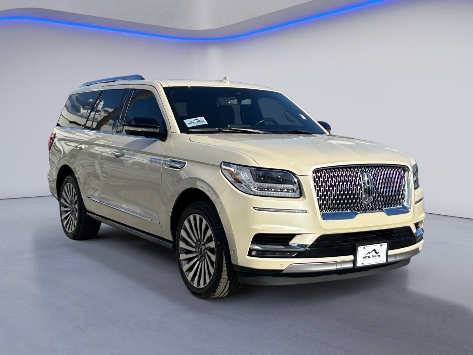 Used 2018 Lincoln Navigator Reserve w/ Technology Package image 9