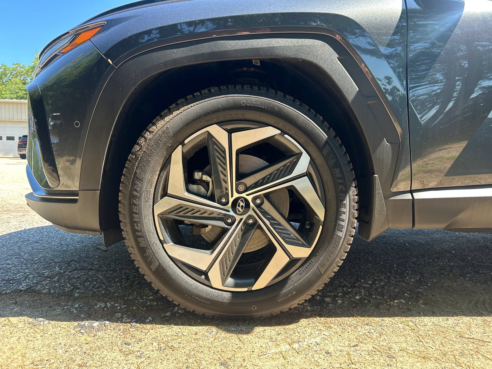 Certified 2023 Hyundai Tucson Limited AWD/4WD image 10
