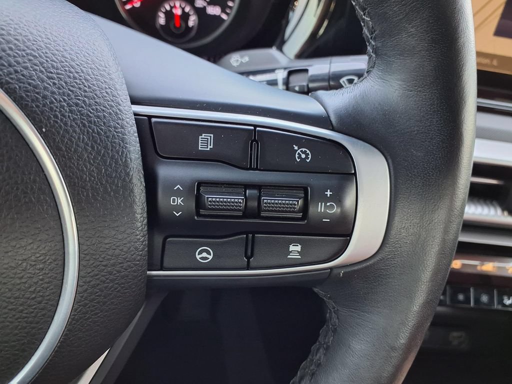 Used 2023 Kia K5 GT-Line AWD/4WD image 14