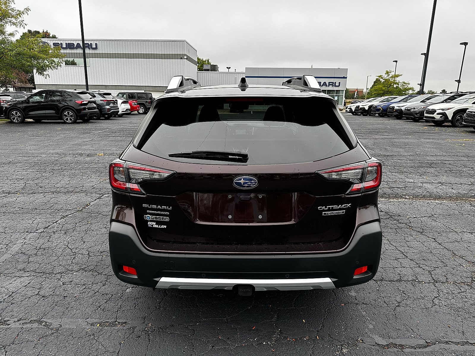 Used 2023 Subaru Outback Touring AWD/4WD image 4