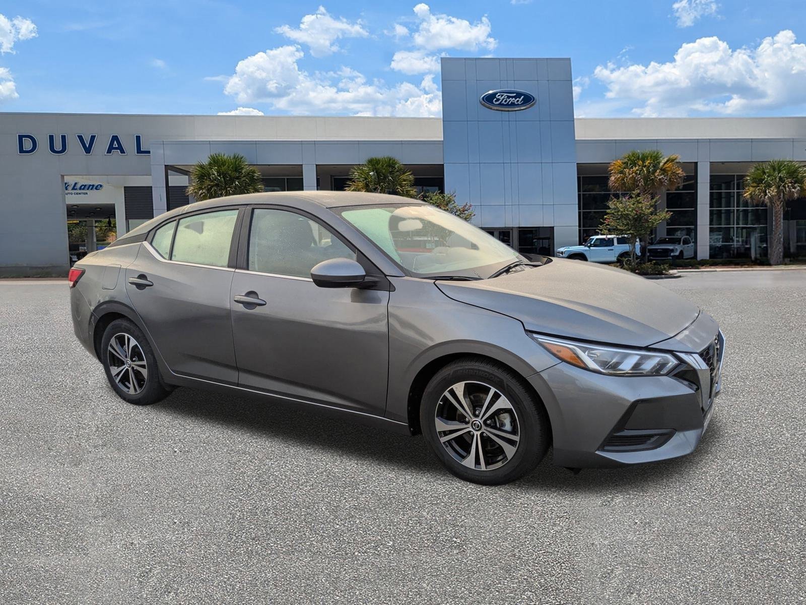 Used 2023 Nissan Sentra SV image 2