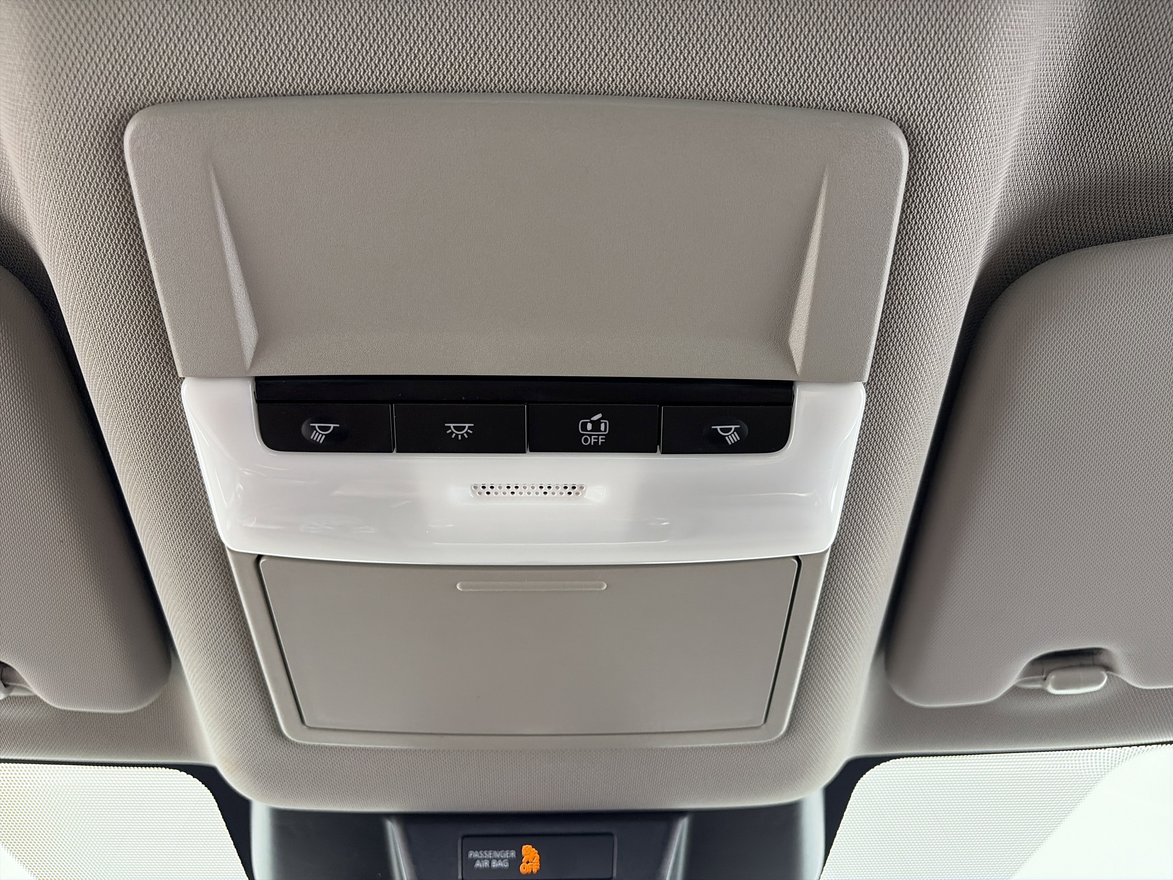 Used 2023 Nissan Rogue S image 29