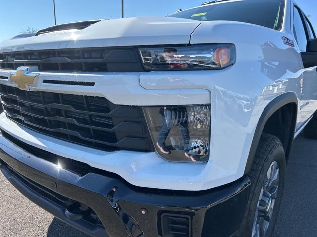 New 2026 Chevrolet Silverado 2500 Custom w/ Custom Value Package image 9