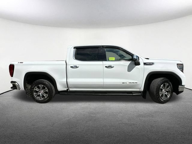 Used 2024 GMC Sierra 1500 SLT w/ X31 Off-Road Package AWD/4WD image 15