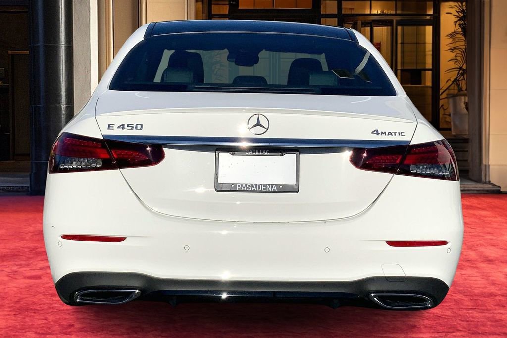 Used 2022 Mercedes-Benz E 450 4MATIC Sedan image 5