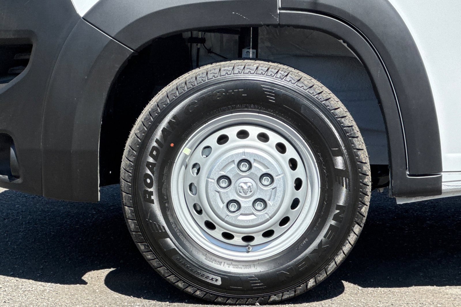 New 2026 RAM ProMaster 2500 FWD image 24