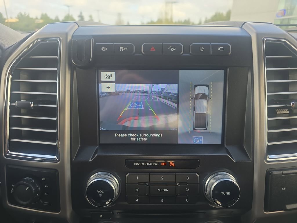 Used 2017 Ford F250 Platinum w/ Platinum Ultimate Package image 18