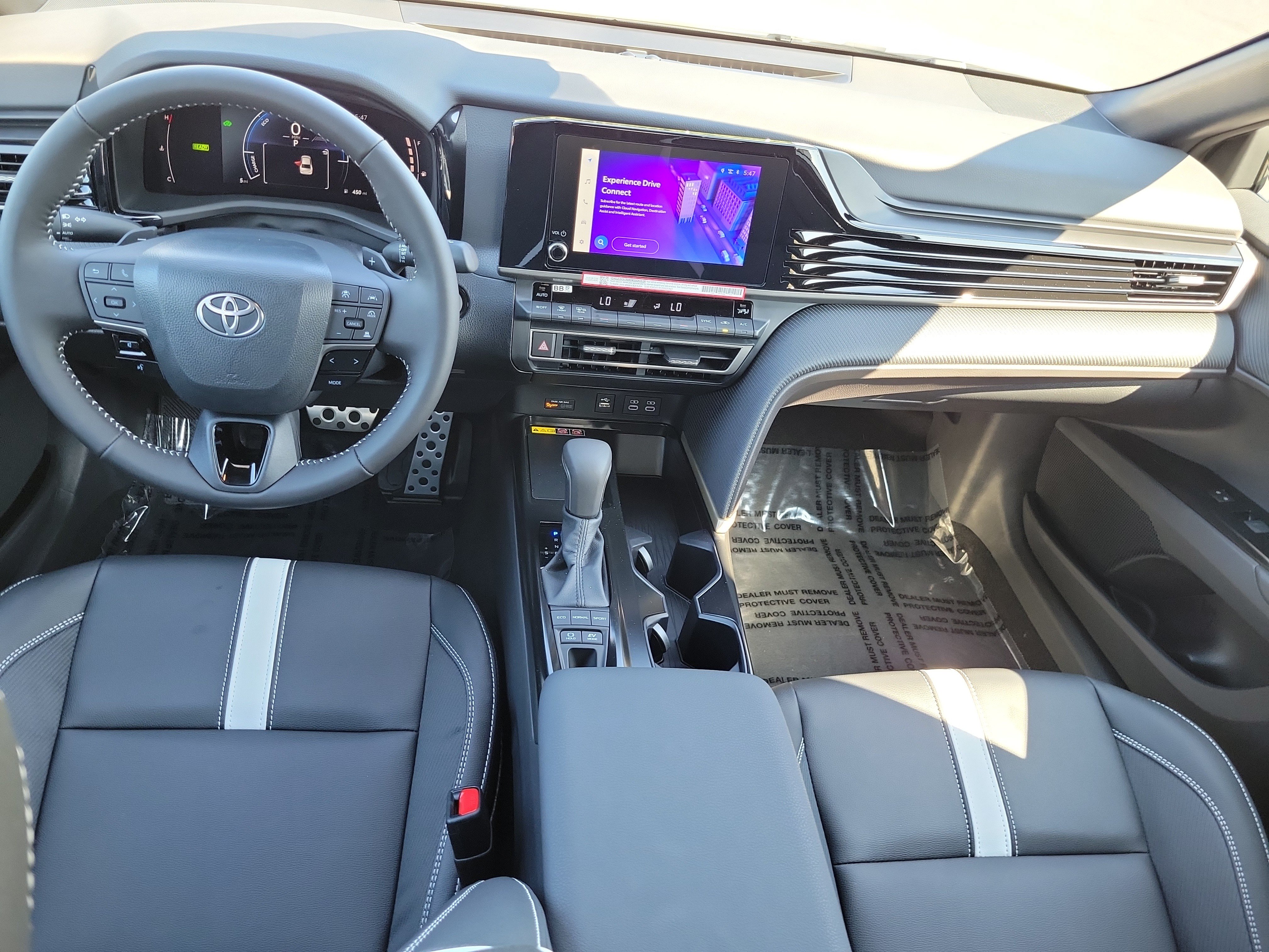 New 2026 Toyota Camry SE AWD/4WD image 15